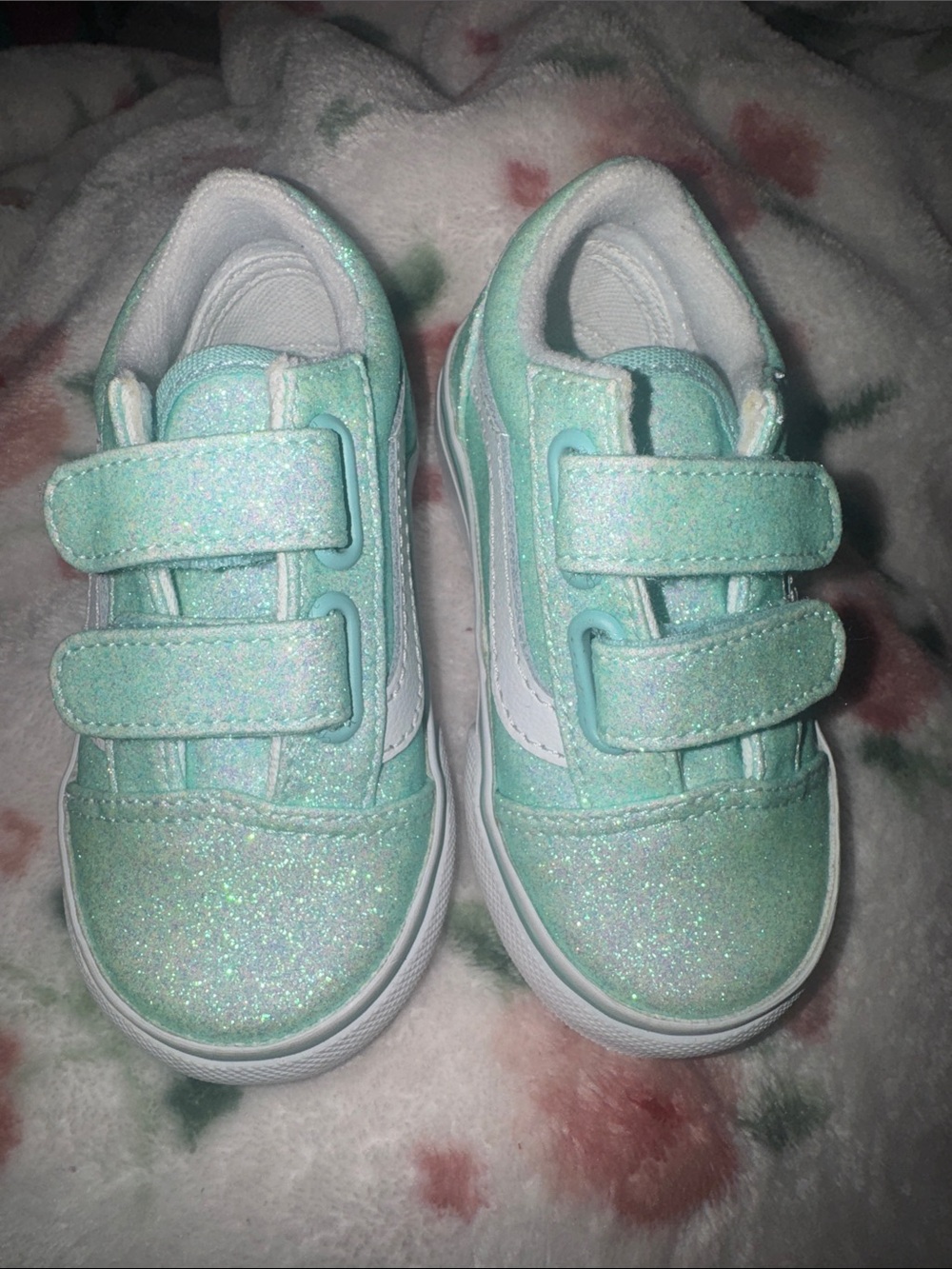 VANS old Skool V Velcro Sneakers — Glitter Pastel Blue